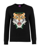 pulli damen sweatshirt pullover kaschmirpullover wollpullover strickpullover damen qualität tierpullover hochwertig kaschmir wolle cashmere sweater langarmpullover lässig Insta-Pullover oberteil strickware nachhaltig fair sustainable capsule lounge loungewear cozy kuschelig gemütlich homewear relax hausanzug home office homeoffice luxuriös lässig stylisch stylish extravagant außergewöhnlich design pailettenpullover pailetten glänzend glitzern patch sequin black schwarz 